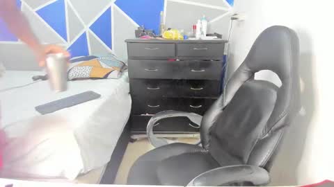 troy_stonee online show from March 2026 04:24:02 PM