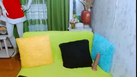 Snapshot of true_belle chatting on November 2025 07:14:01 PM GODDESS BELLE online show from November 2025 07:14:01 PM