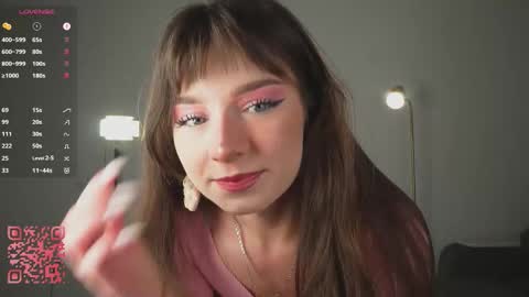 Grace online show from December 2025 08:25:02 PM