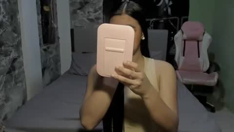 Snapshot of ts_barbie28 chatting on December 2024 10:43:01 AM KC online show from December 2024 10:43:01 AM