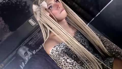 Lexi Fox online show from March 2026 07:15:01 AM