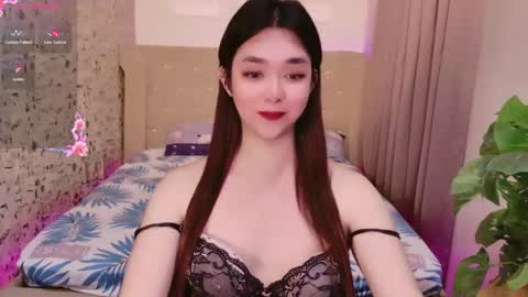 ts_yoshi_ online show from November 2025 12:33:01 AM