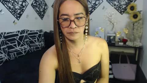akesha online show from March 2025 01:18:01 PM