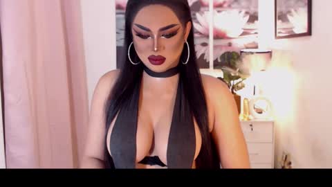 Snapshot of tsdarkdevon chatting on February 2025 02:40:02 AM tsdarkdevon online show from February 2025 02:40:02 AM