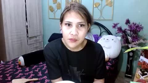 Snapshot of tsempress chatting on February 2025 10:33:02 AM SHENA online show from February 2025 10:33:02 AM