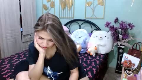 Snapshot of tsempress chatting on February 2025 05:18:02 PM SHENA online show from February 2025 05:18:02 PM