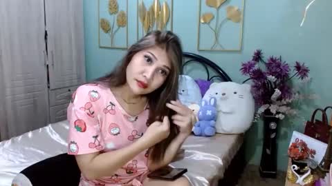 Snapshot of tsempress chatting on February 2025 05:47:02 PM SHENA online show from February 2025 05:47:02 PM