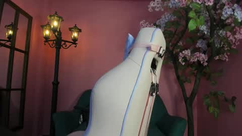  C H L O E online show from February 2026 07:29:01 PM