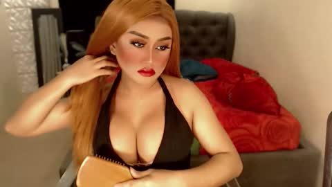 Snapshot of tshugescock chatting on September 2025 01:16:02 AM SEDUCTIVEmistresCUMS online show from September 2025 01:16:02 AM