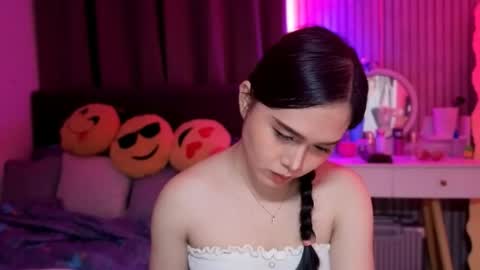 Snapshot of tsnathaliasilvana chatting on November 2025 06:30:01 PM Bella Ratbu online show from November 2025 06:30:01 PM