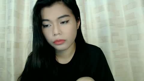 Paulyn online show from December 2024 10:03:02 PM