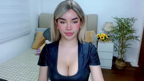 Snapshot of tspearlofasia chatting on October 2025 06:32:01 AM Graciella online show from October 2025 06:32:01 AM