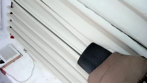 tsvianca online show from April 2026 04:22:01 PM