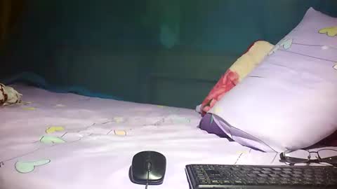 Mae online show from December 2024 10:26:02 PM