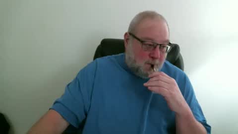 Turd Ferguson online show from November 2025 01:11:01 AM