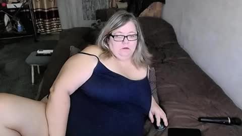 Lana online show from December 2025 09:09:02 PM