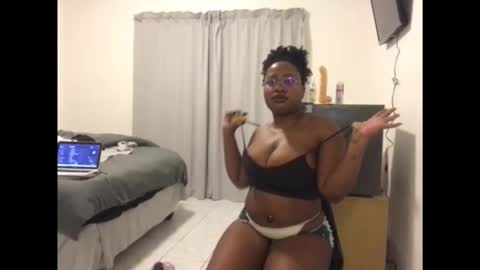 Twerking Temptress online show from May 2026 01:25:02 AM