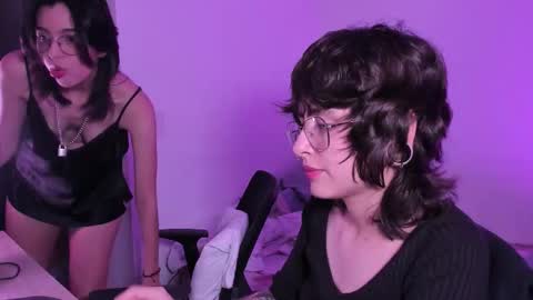 Eve  Lili online show from October 2025 11:27:02 PM