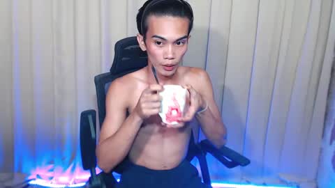 twink_clint online show from March 2025 07:06:02 PM