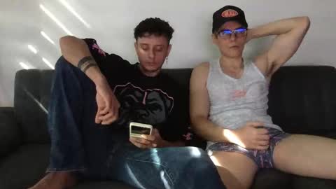 Derrick online show from October 2025 09:37:01 PM