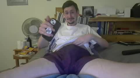Snapshot of twinkymcgee1234 chatting on May 2026 06:51:02 AM TwinkyMcgee online show from May 2026 06:51:02 AM