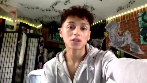 twinnkx online show from March 2026 03:59:02 PM