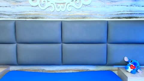 twinslovers_ online show from October 2025 11:07:01 PM