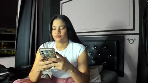 Clio  Tadeo online show from November 2025 12:31:02 AM