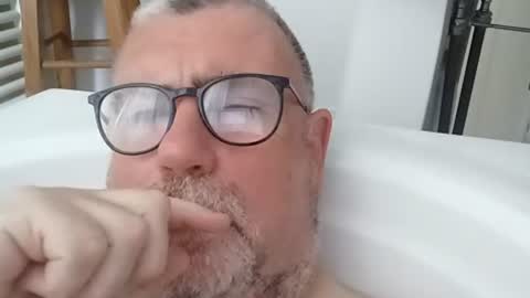 Snapshot of twohats2810 chatting on July 2026 02:53:01 PM twohats2810 online show from July 2026 02:53:01 PM