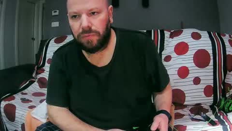 Txan  Chan online show from December 2025 09:33:02 PM