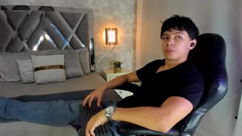 Tyler online show from October 2025 03:26:02 AM