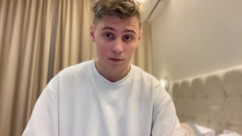 tyler_garrner online show from September 2025 05:12:02 PM