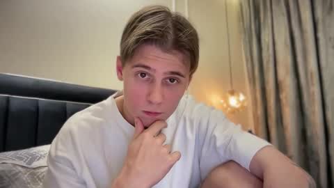 tyler_garrner online show from November 2025 02:30:02 PM