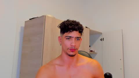     online show from December 2024 03:35:01 PM