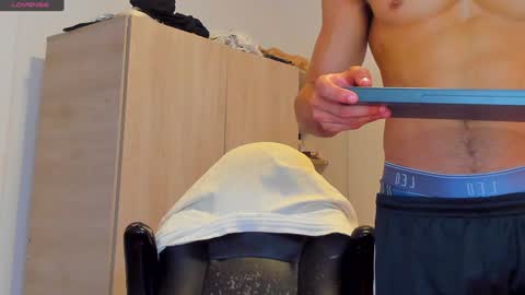     online show from December 2024 03:44:01 AM