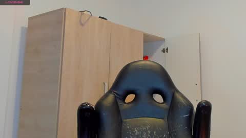     online show from January 2025 12:30:01 PM