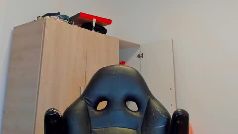     online show from March 2025 12:20:01 AM