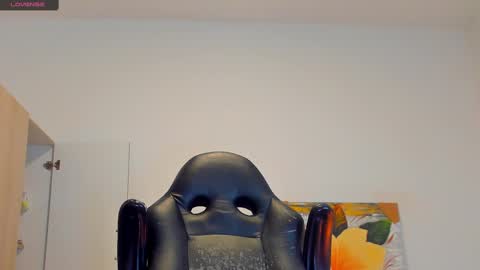     online show from March 2025 10:32:02 PM