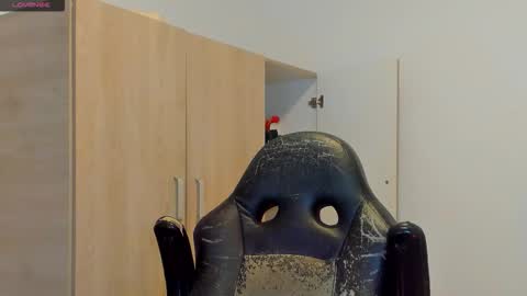     online show from September 2025 07:30:01 AM