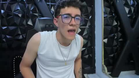 Snapshot of tylercross_ chatting on March 2026 08:47:02 PM Tyler online show from March 2026 08:47:02 PM