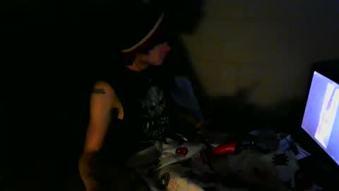 Snapshot of tylerlee199169 chatting on January 2025 06:10:01 PM Tyler online show from January 2025 06:10:01 PM