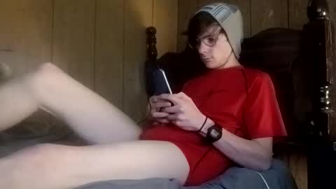 Snapshot of tylerlee199169 chatting on February 2026 05:38:01 AM Tyler online show from February 2026 05:38:01 AM