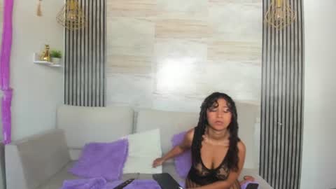 tyra_pettite online show from June 2026 07:15:01 PM