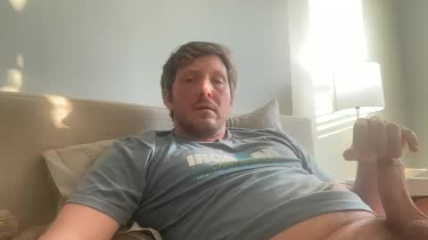 Snapshot of u28005 chatting on January 2025 09:15:02 PM u28005 online show from January 2025 09:15:02 PM