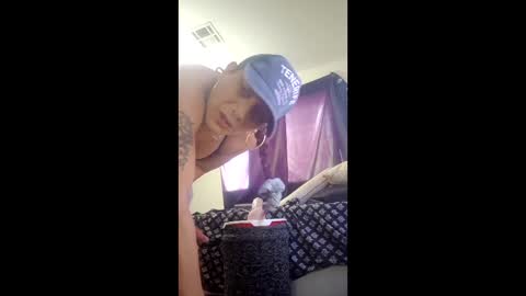 Snapshot of uandme_baby chatting on April 2026 09:15:01 PM Azelia B online show from April 2026 09:15:01 PM