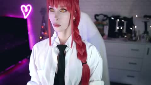 Izzy    online show from February 2025 05:22:01 PM