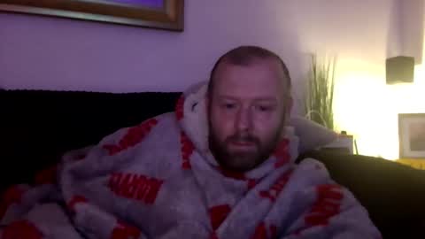 ukmatty3 online show from October 2025 09:04:02 PM