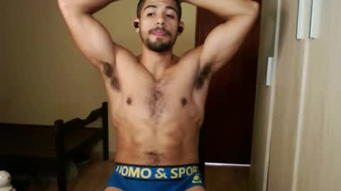 Snapshot of uliseshot450305 chatting on January 2025 06:32:02 PM Ulises Gomez online show from January 2025 06:32:02 PM
