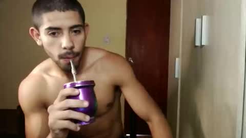 Snapshot of uliseshot450305 chatting on January 2025 03:55:02 PM Ulises Gomez online show from January 2025 03:55:02 PM