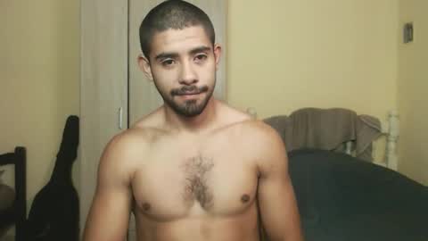 Snapshot of uliseshot450305 chatting on February 2025 02:59:02 PM Ulises Gomez online show from February 2025 02:59:02 PM